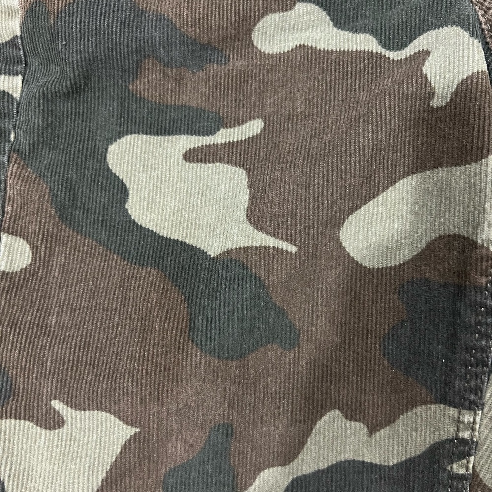 American Eagle Mom jean Camo Corduroy - Picture 5 of 13